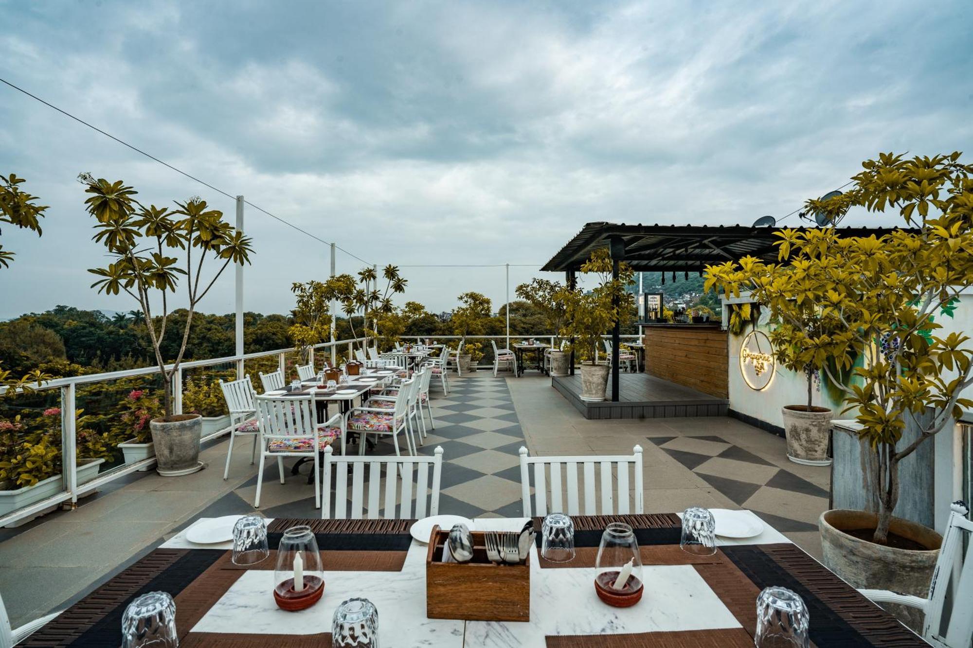 Tripli Hotels Shiv Villas Udaipur Eksteriør bilde