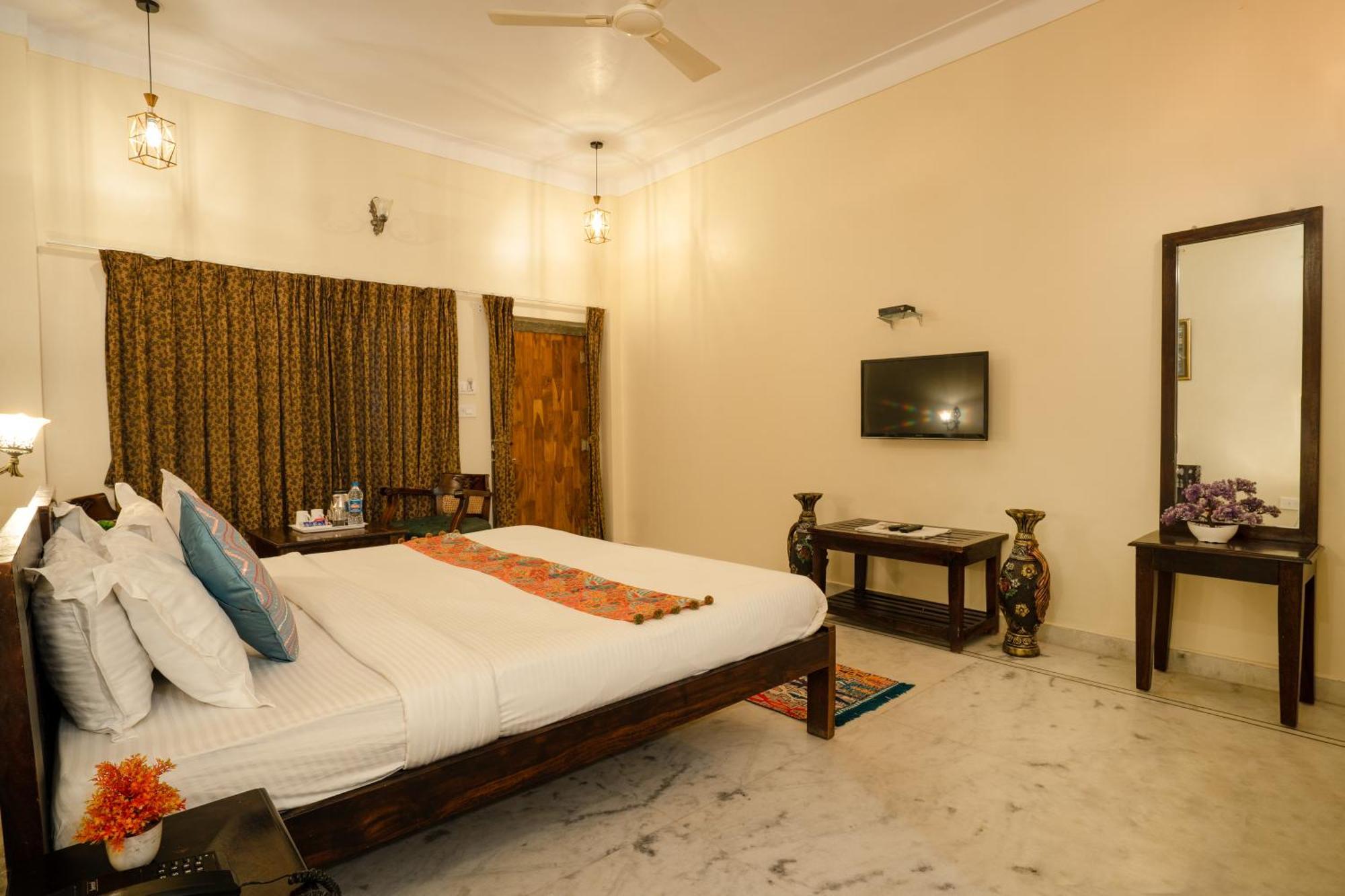 Tripli Hotels Shiv Villas Udaipur Eksteriør bilde